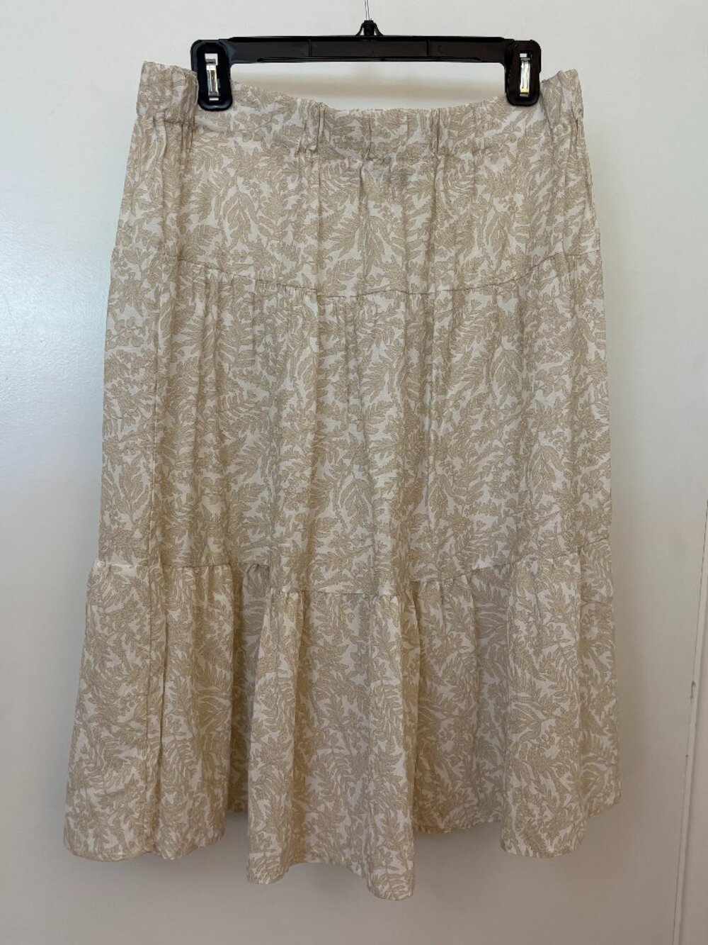 Sweet Rain off white/tan print lightweight 3 tiered skirt sz XL